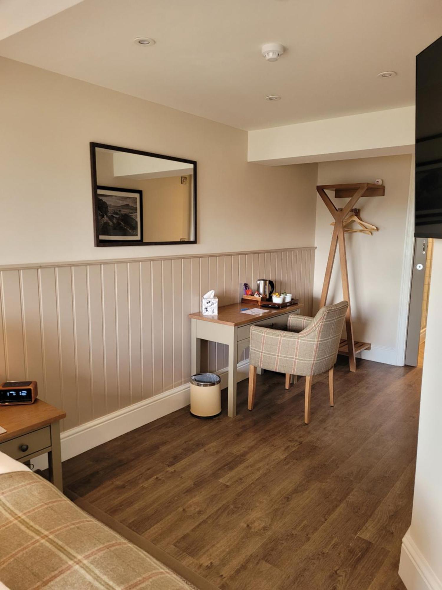 Harts Head Hotel Сеттл Экстерьер фото